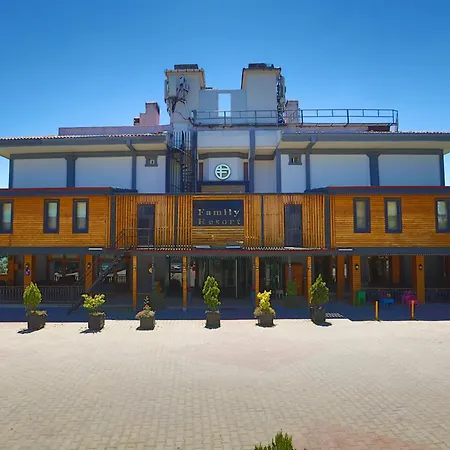 Family Resort Hotel-2